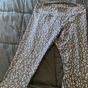 Old Navy elevate leggings